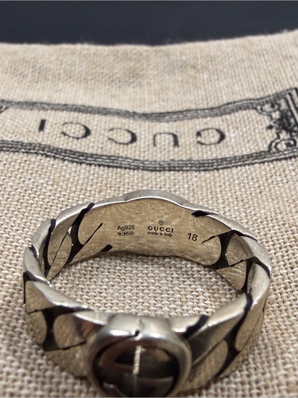 Gucci interlocking G Silver Ring - Picture 8 of 8